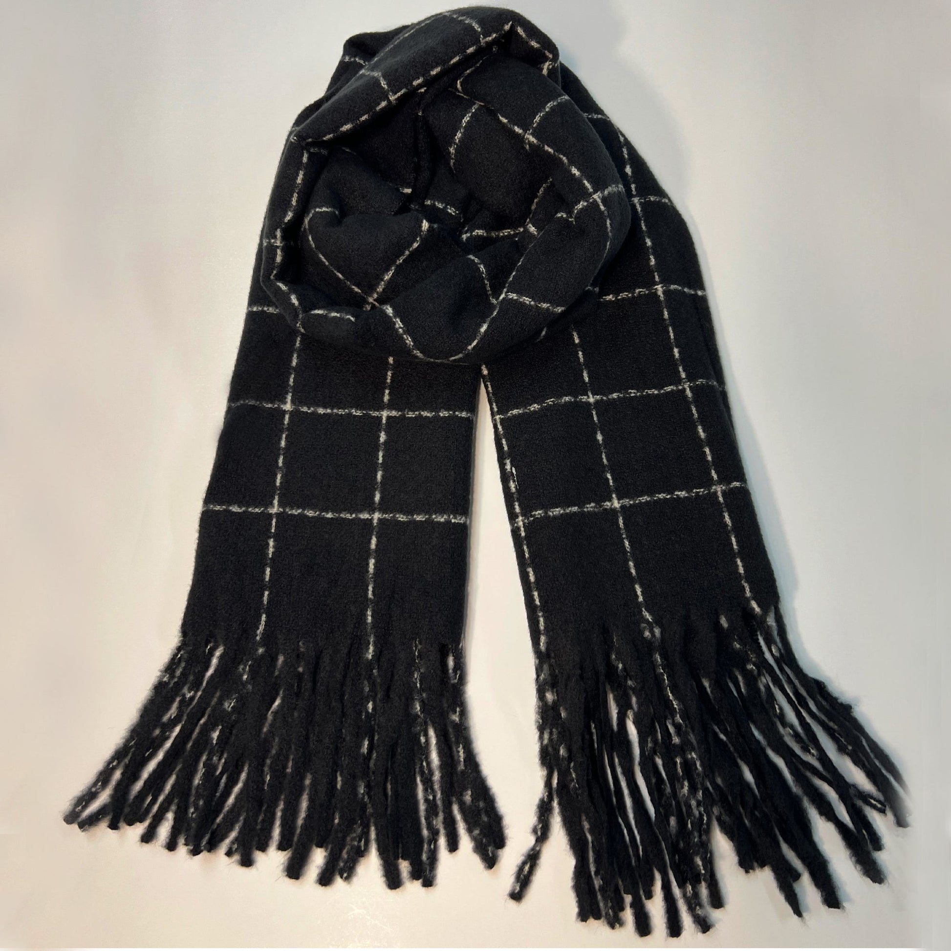 Black Plaid Scarf - Casual Fit Clothes