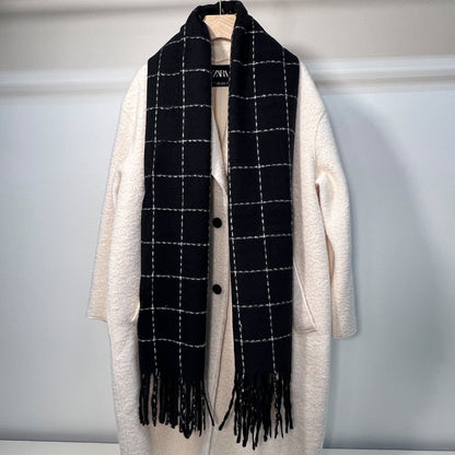 Black Plaid Scarf - Casual Fit Clothes