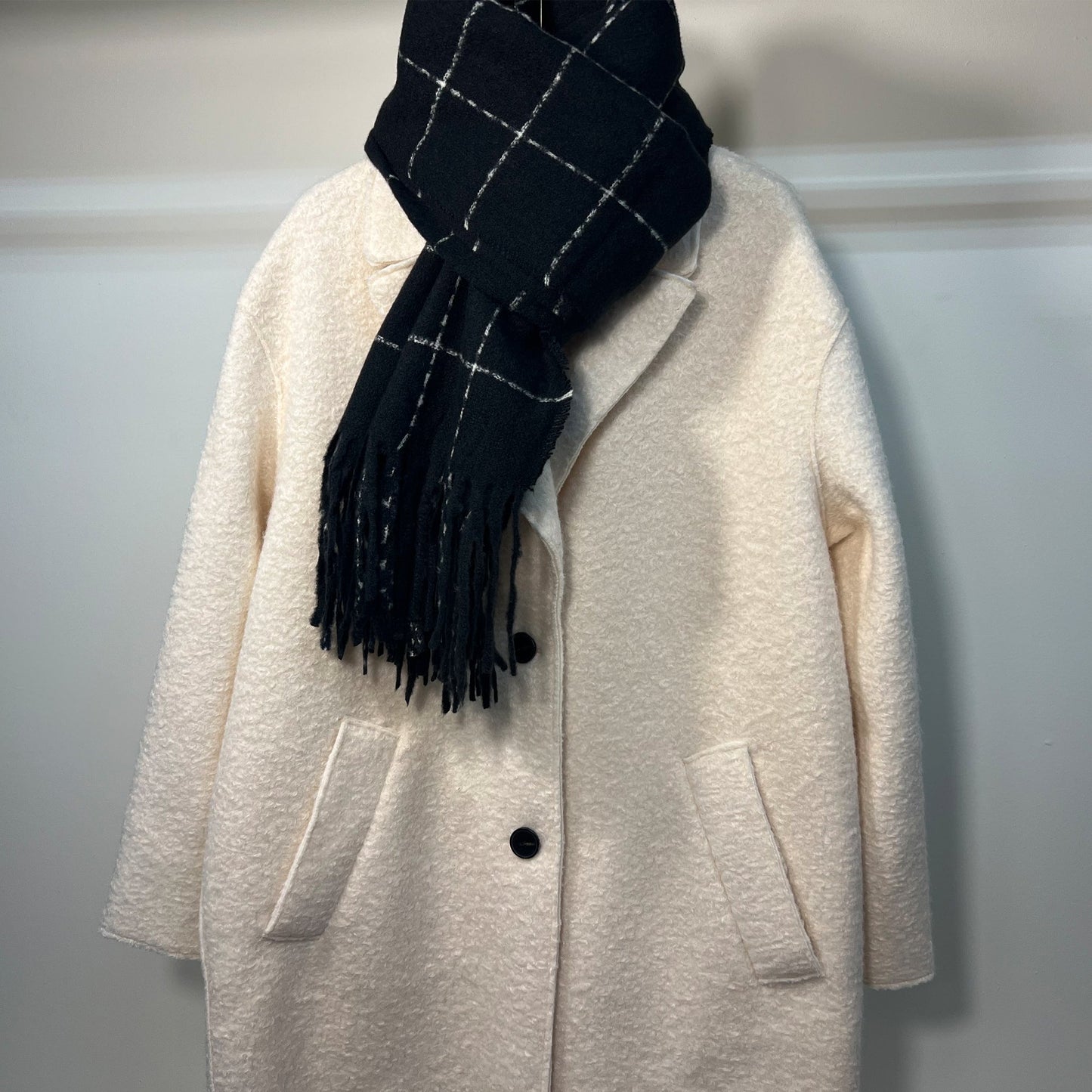 Black Plaid Scarf - Casual Fit Clothes