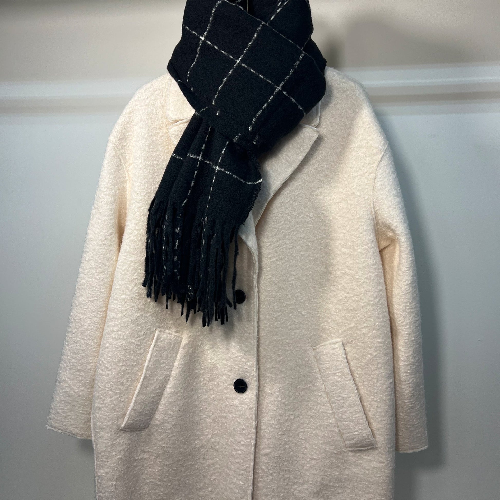 Black Plaid Scarf - Casual Fit Clothes