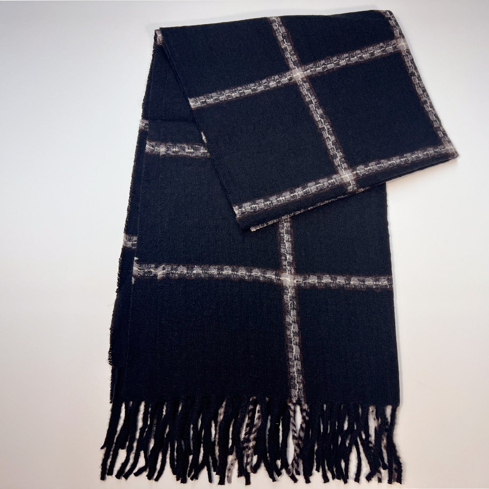 Black White Plaid Scarf - Casual Fit Clothes
