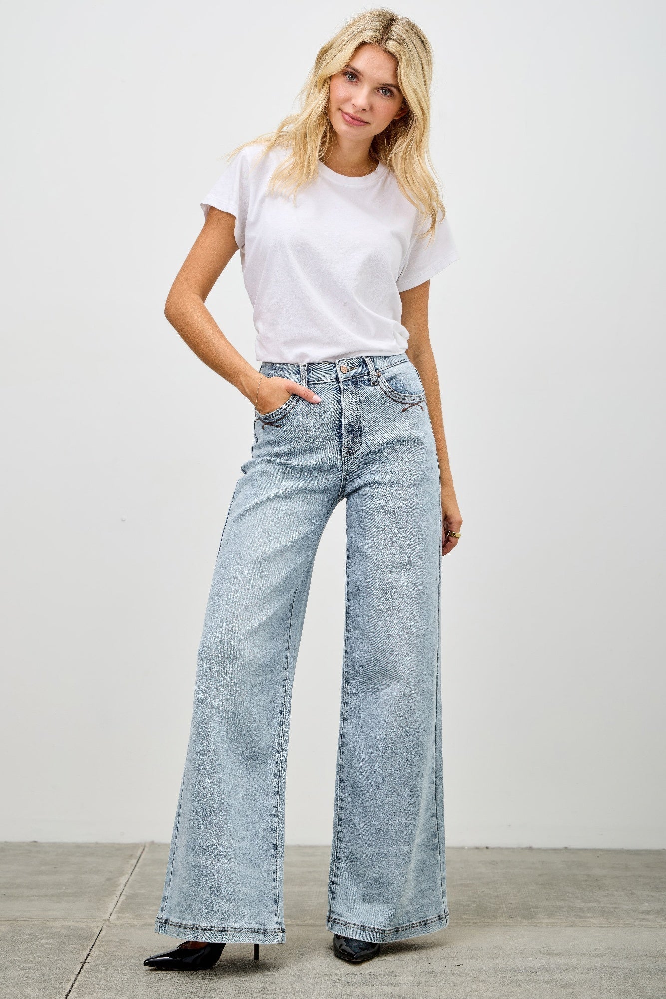 High Rise Wide Leg - Casual Fit Clothes