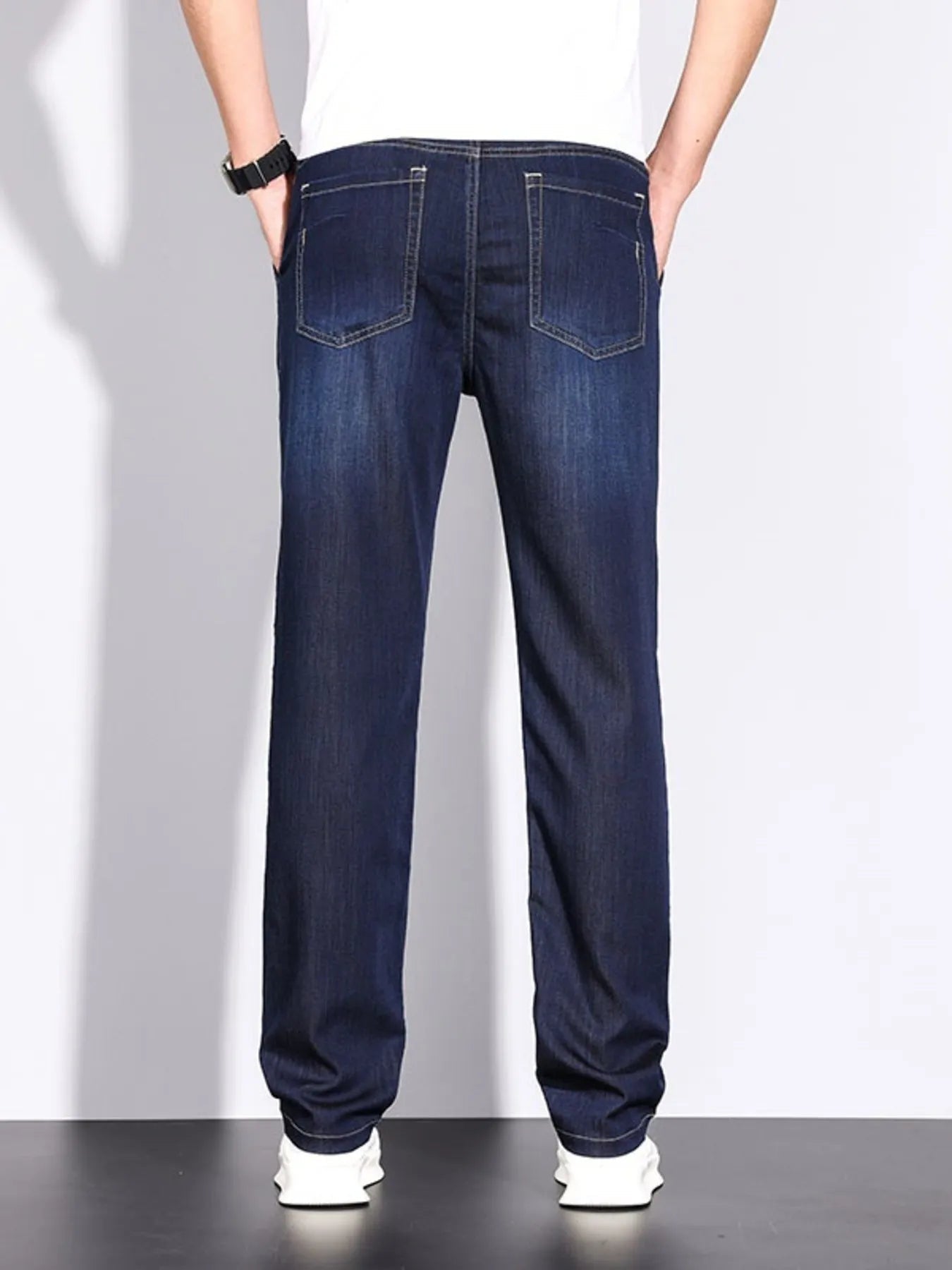 Men's Straight Leg Jeans - Casual Fit Clothes