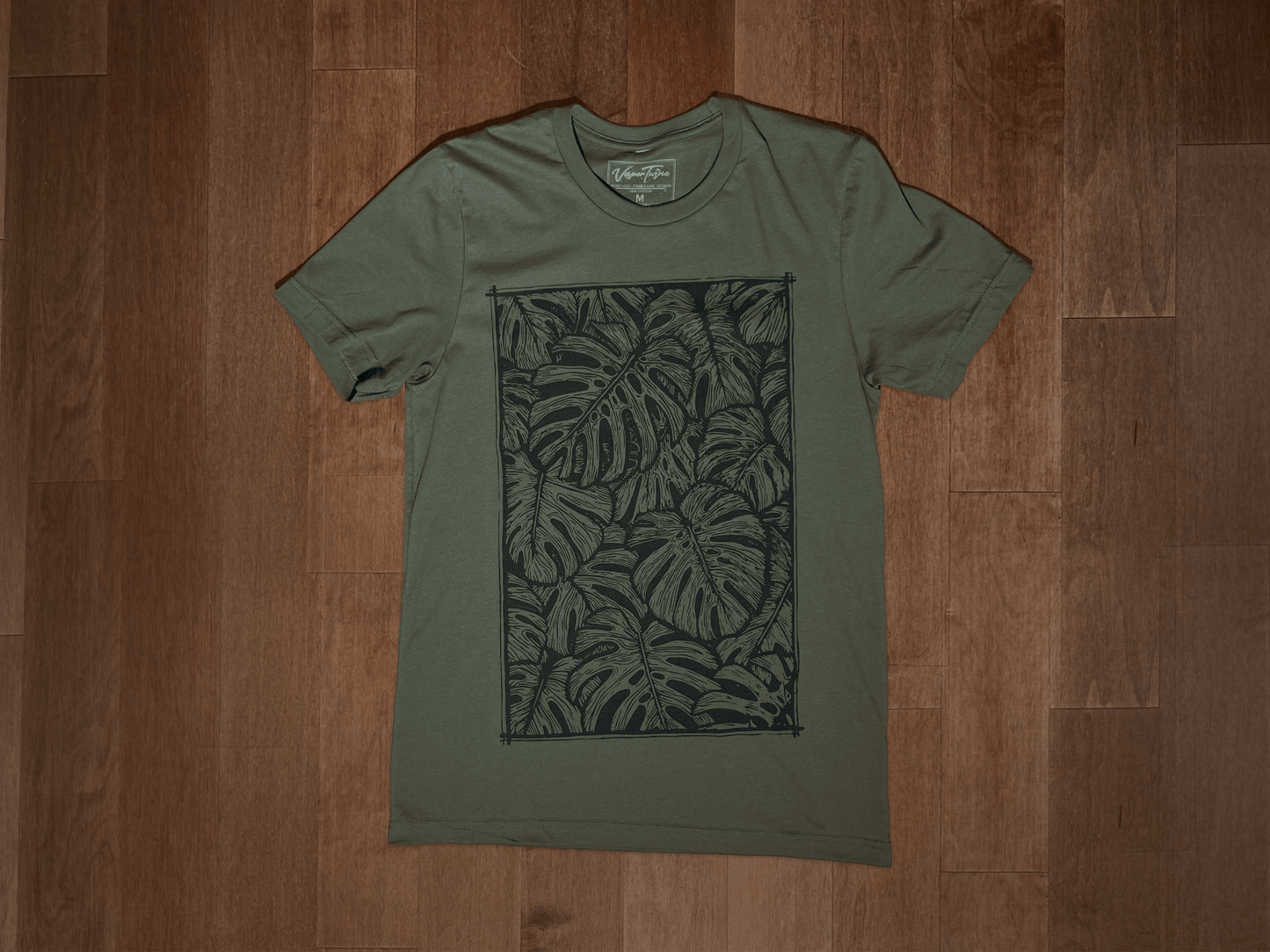 Monstera T-Shirt - Casual Fit Clothes
