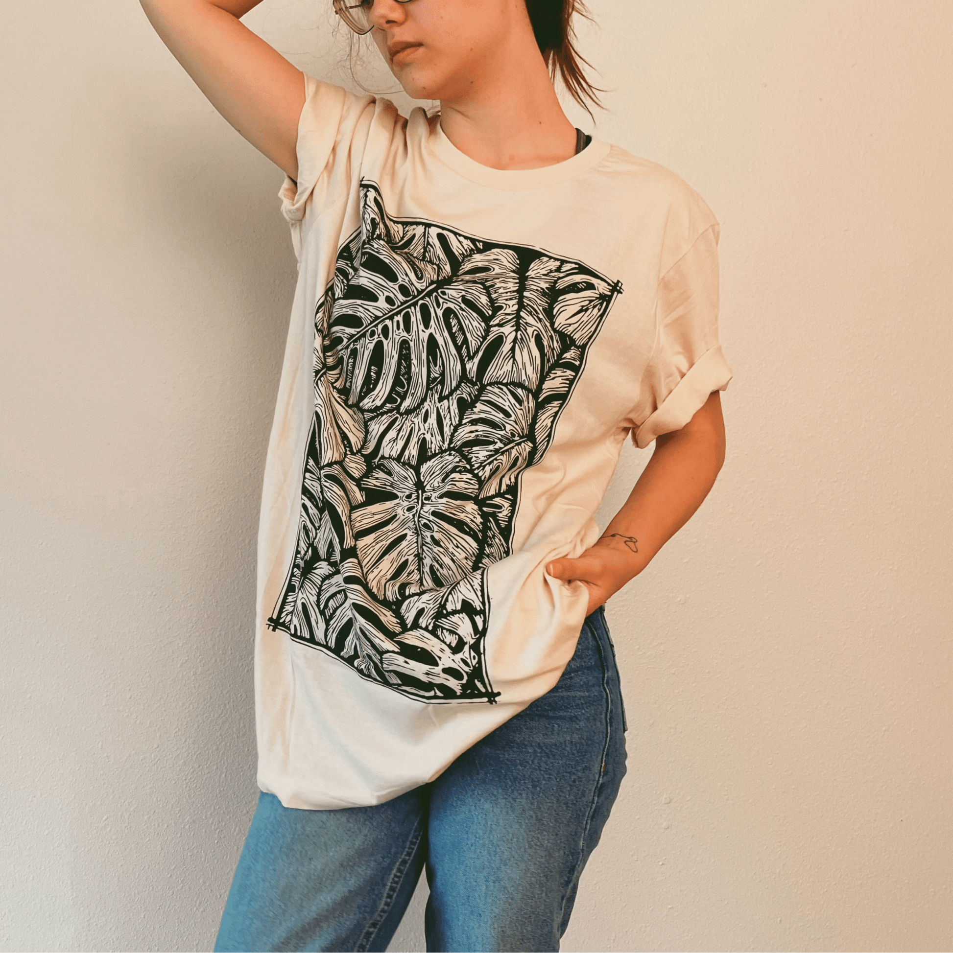 Monstera T-Shirt - Casual Fit Clothes